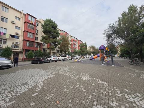 3 otaqlı köhnə tikili mənzil satılır — 8-ci kilometr, Bakı — Пәтер