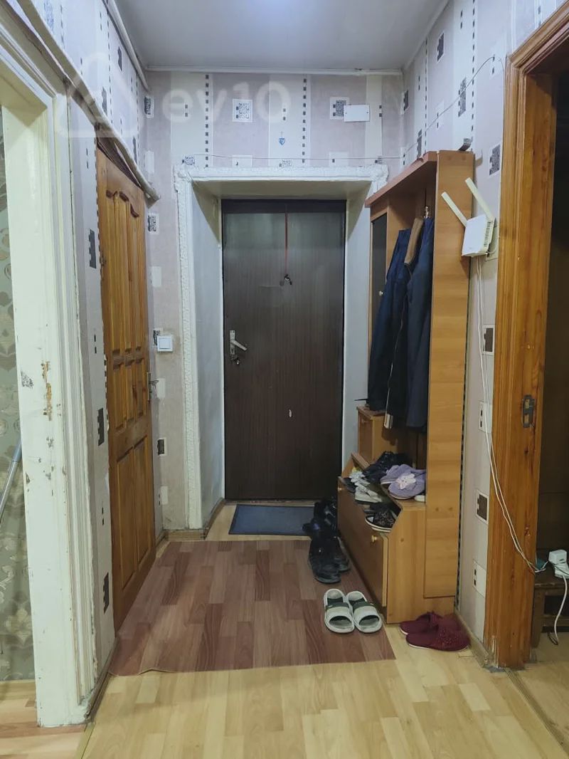 For sale: 4-room apartment (old building), 88 m² — Mənzil, Bakı (4)