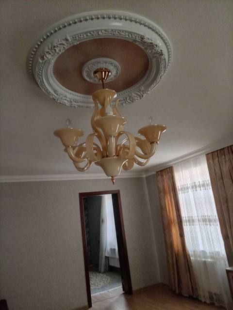 Çılçıraq, 6 lampa, Şüşə — Гобу