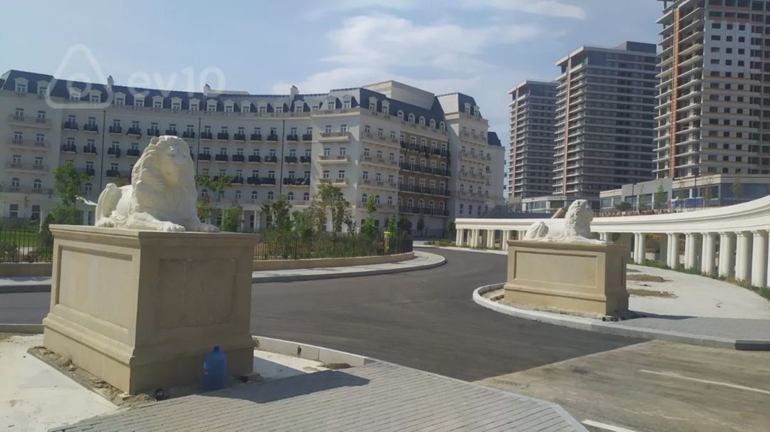 For sale: 3-room apartment (new building), 137 m² — Mənzil, Bakı (2)