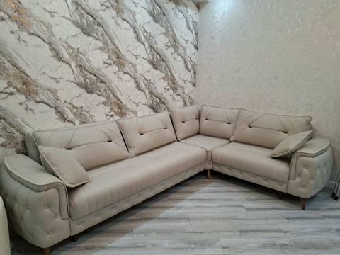 8550//& Lamie Uqalavoy divan satilir 650 azn Yenidir bazası var — Сумгайыт