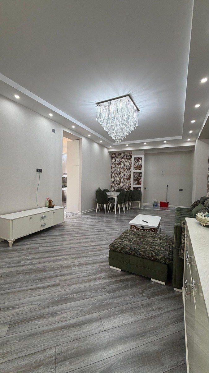 For sale: 3-room apartment (new building), 140 m² — Mənzil, Bakı (2)