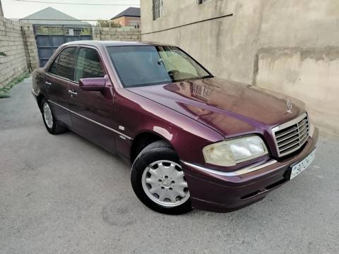 Mercedes-Benz C-Class: 1.8 l 1997 il Sedan — Дигях