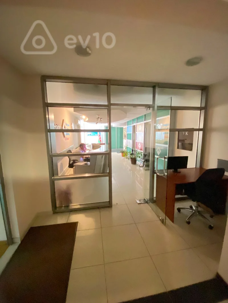 Obyekt, 710 m², Bakı, Bakı, Süleyman Rüstəm küç — Əmlak, Bakı (9)