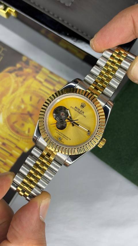 Yeni, Qol saatı, Rolex, rəng - Sarı — Баку