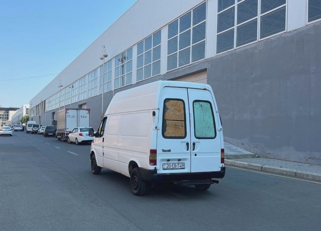 Yük avtomobili Ford Transit 2.5L 2000 20-EB-749 — Yük avtomobilləri və qoşqular, Gəncə (4)