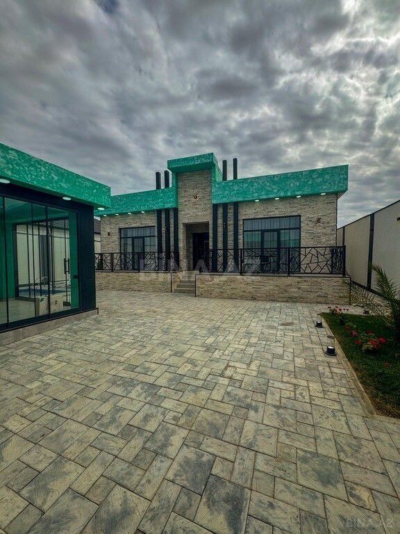For sale: 4-room house / Cottage / Villa, 180 m² — Ev, villa, Bakı