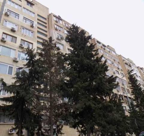 3 otaqlı Köhnə tikili satılır Bakı, Binəqədi, 8 mkr — 260 000 ₼ · 3 бөлме · 90 m² · 4/9 қабат · Баку, Binəqədi · Mənzil 3 otaqlı Köhnə tikili satılır Bakı, Binəqədi, 8 mkr — Баку