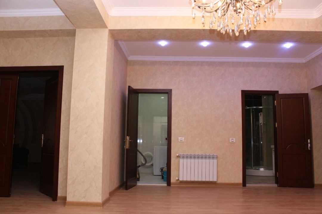 For sale: 4-room apartment (new building), 216 m² — Mənzil, Bakı (6)