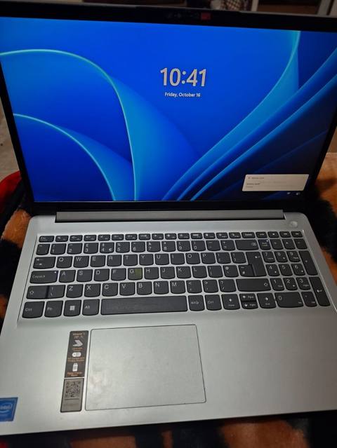 Lenovo noutbuk Xüsusiyyətlər: - 15.6" ekran (nazik çərçivəli dizayn) — 420 ₼ · Баку · Lenovo Lenovo noutbuk Xüsusiyyətlər: - 15.6" ekran (nazik çərçivəli dizayn) — Баку