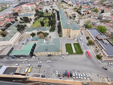 3 otaqlı, 140 kv. m — Baku Estate