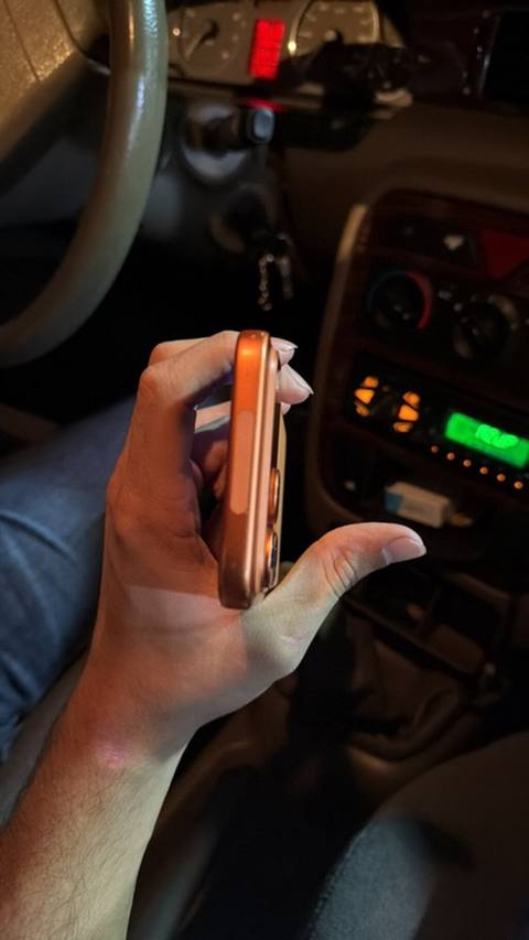 Məhsul: Narıncı rəngli smartfon üçün qoruyucu kabro - Model — Баку