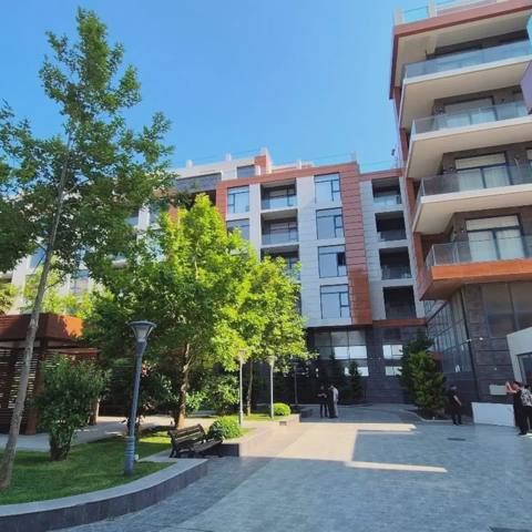 5 otaqlı mənzil 260 m² satılır Bakı, Səbail r — Недвижимость