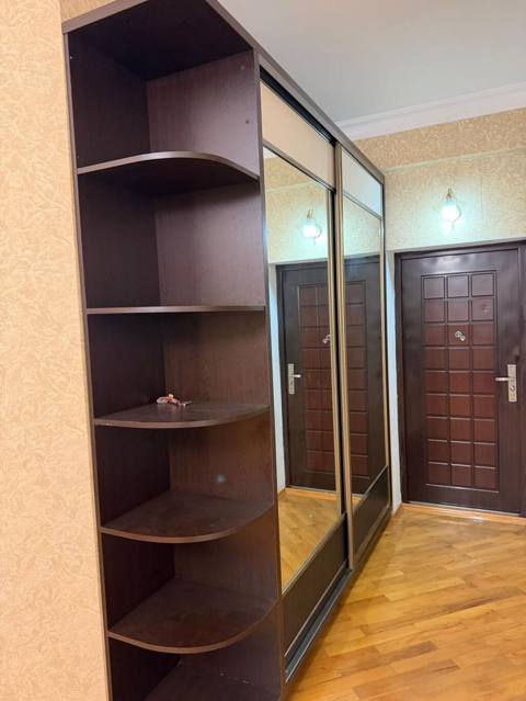 Dehliz dolabı – sürüşkən qapılı, güzgülü model. - Ölçü: eni 2.50 m — Asya — Hallway furniture