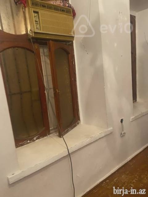 1 otaqlı həyət evi, 30 m², Fevvareler parki — kirayə — Баку