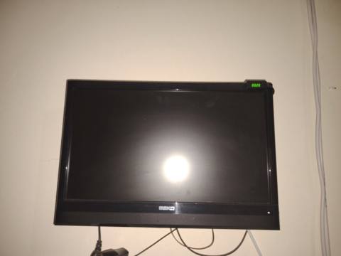Beko LCD televizor + avadanlıqlar komplekti - Televizor: Beko markalı — Электроника