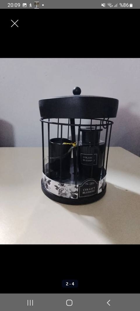 “Collect Blessing” aromaterapi dəsti - Qara metal qəfəs formalı — 11 ₼ · Masazir · Hava sərinləşdiriciləri və qoxu neytrallaşdırıcıları “Collect Blessing” aromaterapi dəsti - Qara metal qəfəs formalı — Masazir