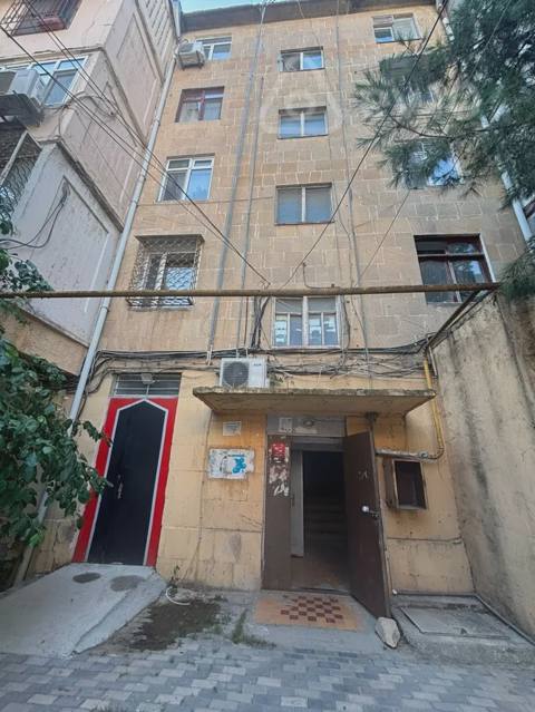 3 otaqlı mənzil, 61 m², Yusif Vəzir Çəmənzəminli küçəsi — 168 000 ₼ · 3 ოთახი · 61 m² · სართული 5/5 · Baku, Nərimanov · Mənzil 3 otaqlı mənzil, 61 m², Yusif Vəzir Çəmənzəminli küçəsi — Baku