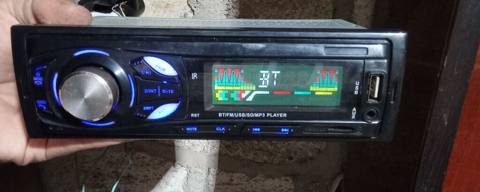 Blutuz mikro kart aux radio tam işləkdi ehtiyac olmadığı üçün ucuz — Ganja