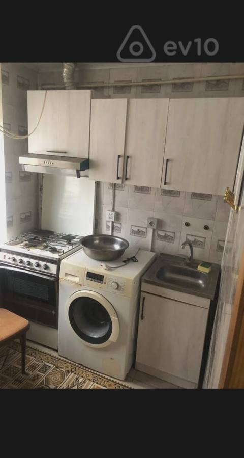 1 otaqlı mənzil, 35 m², Nərimanov rayonu Nəcəf Nərimanov küçəsi — kirayə — 500 ₼ · 1 бөлме · 35 m² · 2/5 қабат · Баку, Nərimanov · Mənzil 1 otaqlı mənzil, 35 m², Nərimanov rayonu Nəcəf Nərimanov küçəsi — kirayə — Баку