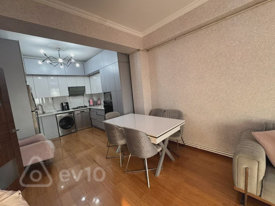 2 otaqlı mənzil, 57 m², mərkəzi — Mənzil, Bakı (4)