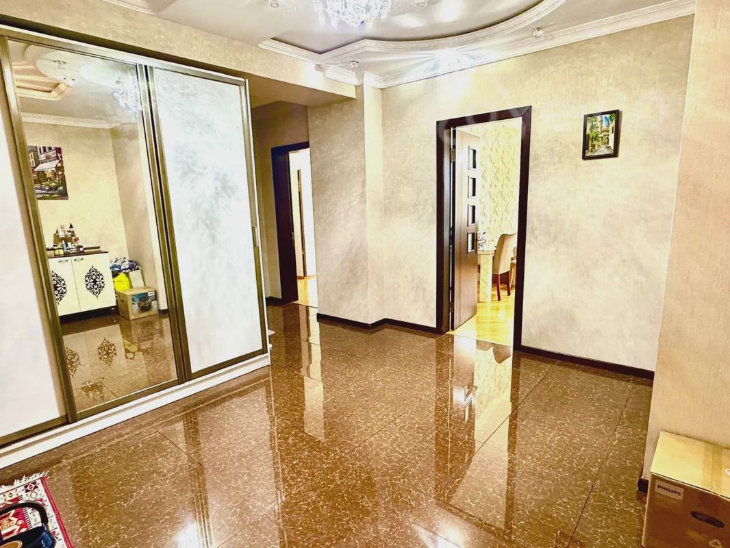 For sale: 3-room apartment (new building), 130 m² — Mənzil, Bakı (4)