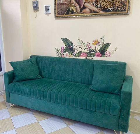 Divan 160₼Satilir. Ünvan: Mehdiabad. Ema — Bakı