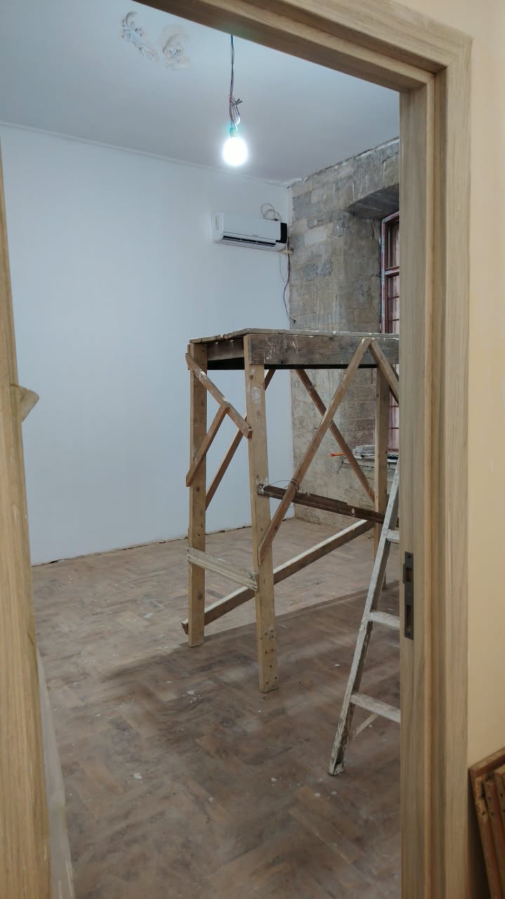 For sale: 2-room apartment (old building), 60 m² — Mənzil, Bakı (8)