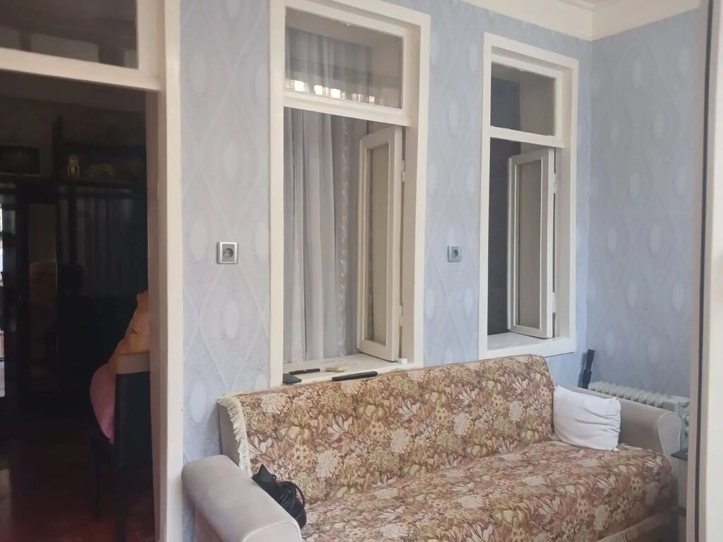 For sale: 1-room apartment (old building), 30 m² — Mənzil, Bakı (4)