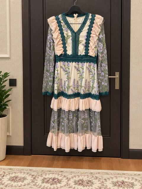 Ziyafət donu, Maksi, Lady Sharm, L — 50 ₼ · Баку · Axşam paltarları Ziyafət donu, Maksi, Lady Sharm, L — Баку