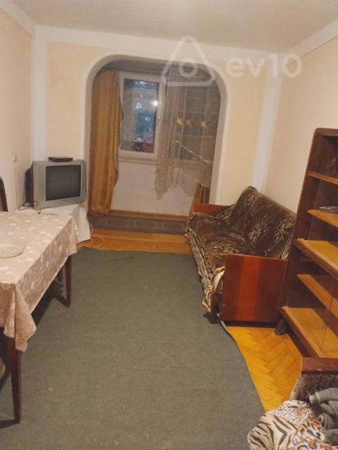 3 otaqlı mənzil, 70 m², Abbas Mirzə Şərifzadə küç — kirayə — უძრავი ქონება