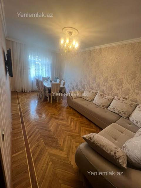 Satılır 3 otaqlı Bina evi menzil (Köhnə tikili), 76 m², Binəqədi rayonu — Baku