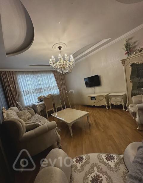 3 otaqlı mənzil, 90 m², Bakı, Həzi Aslanov m\st yaxinligi Fəridə şadıq sarayının yanı — Bakı