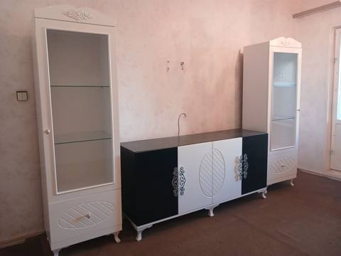 2 şüşəli vitrin komod ilə qonaq otağı mebeli dəsti. Üzəri akrildi — 250 ₼ · Baku · Qonaq otağı üçün 2 şüşəli vitrin komod ilə qonaq otağı mebeli dəsti. Üzəri akrildi — Baku