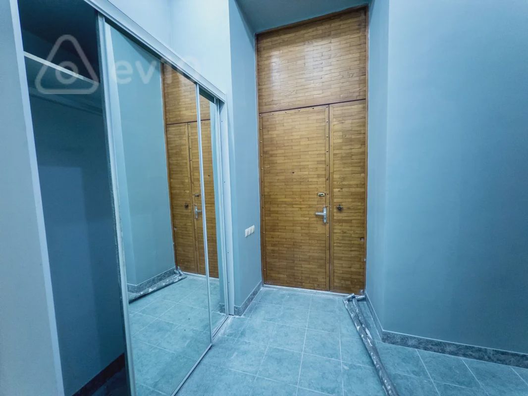 Ofis, 160 m², Neftçiler pr — kirayə — Ofis, Bakı (8)