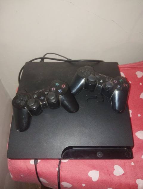 Sony PlayStation 3 Slim oyun konsolu dəsti Məhsulun tərkibi: - PS3 — Электроника
