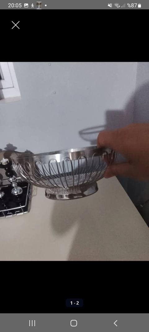 Metaldan meyvə və çörək səbəti - Material: parlaq paslanmayan polad — ჭურჭელი და სამზარეულოს ნივთები