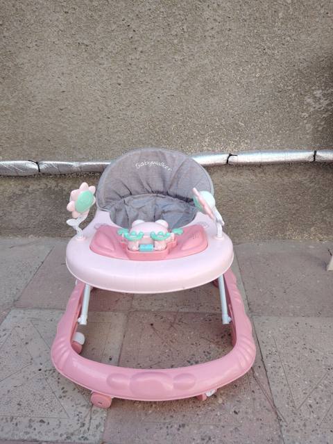 Uşaq gəzdirəcəyi (Babywalker) — çəhrayı rəngli model - Rahat, yumşaq — ყველაფერი ბავშვებისთვის