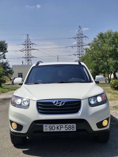 Hyundai Santa Fe: 2.4 l 2010 il Krossover — Хачмаз