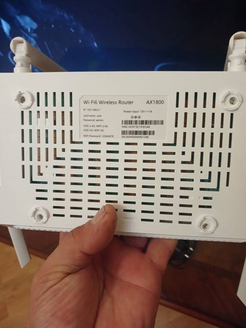 Wi‑Fi 6 (AX1800) simsiz router Xüsusiyyətlər: - Standart: Wi‑Fi 6 — 50 ₼ · Баку · Şəbəkə və server avadanlığı Wi‑Fi 6 (AX1800) simsiz router Xüsusiyyətlər: - Standart: Wi‑Fi 6 — Баку