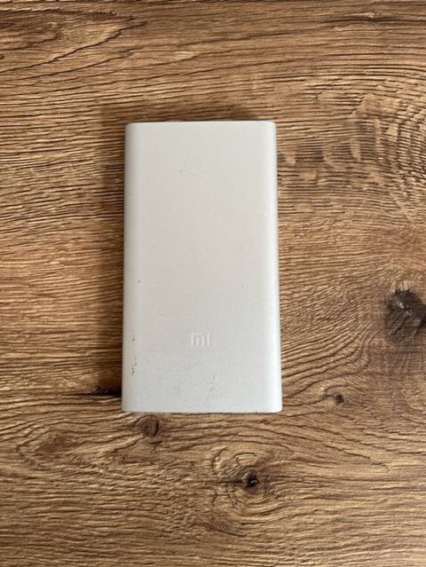 Xiaomi Mi Power Bank (5000 mAh) - Tutumu: 5000 mAh - Korpus: nazik və — Baku