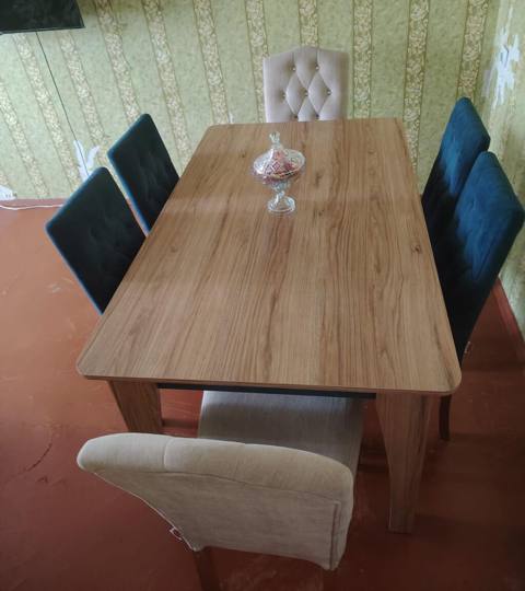 250 man(Sumqayıt). Masa dəsti. 6 stul ilə. Təzə kimi. Ölçü 150×90 — esyasatisi — Mobilya