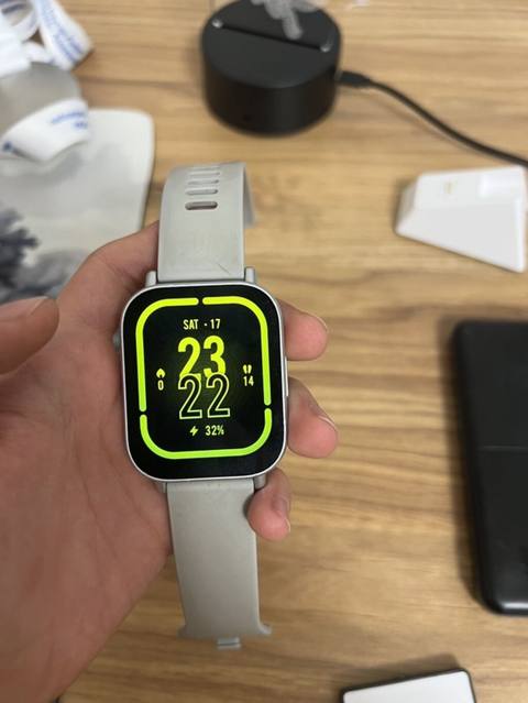 Redmi watch 5 active yacsi veziyetedir balaca ciziqlari var istifade — 38 ₼ · Дигях · Ağıllı saatlar Redmi watch 5 active yacsi veziyetedir balaca ciziqlari var istifade — Дигях