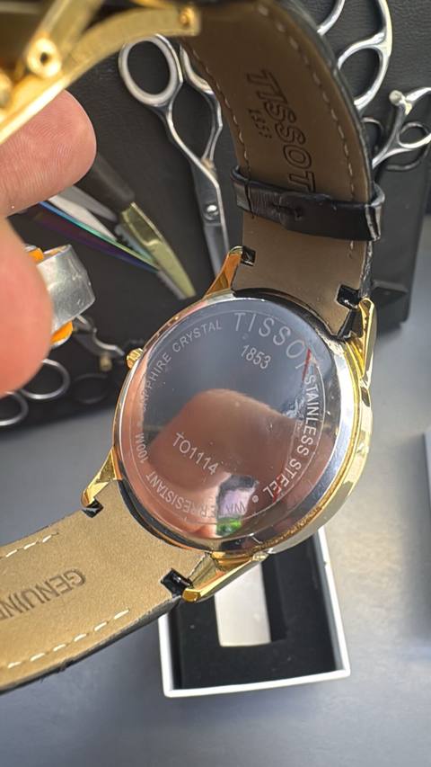 Tissot kişi qol saatı – klassik dizayn - Korpus: Qızılı tonlu — 120 ₼ · Bakı · Qol saatları Tissot kişi qol saatı – klassik dizayn - Korpus: Qızılı tonlu — Bakı