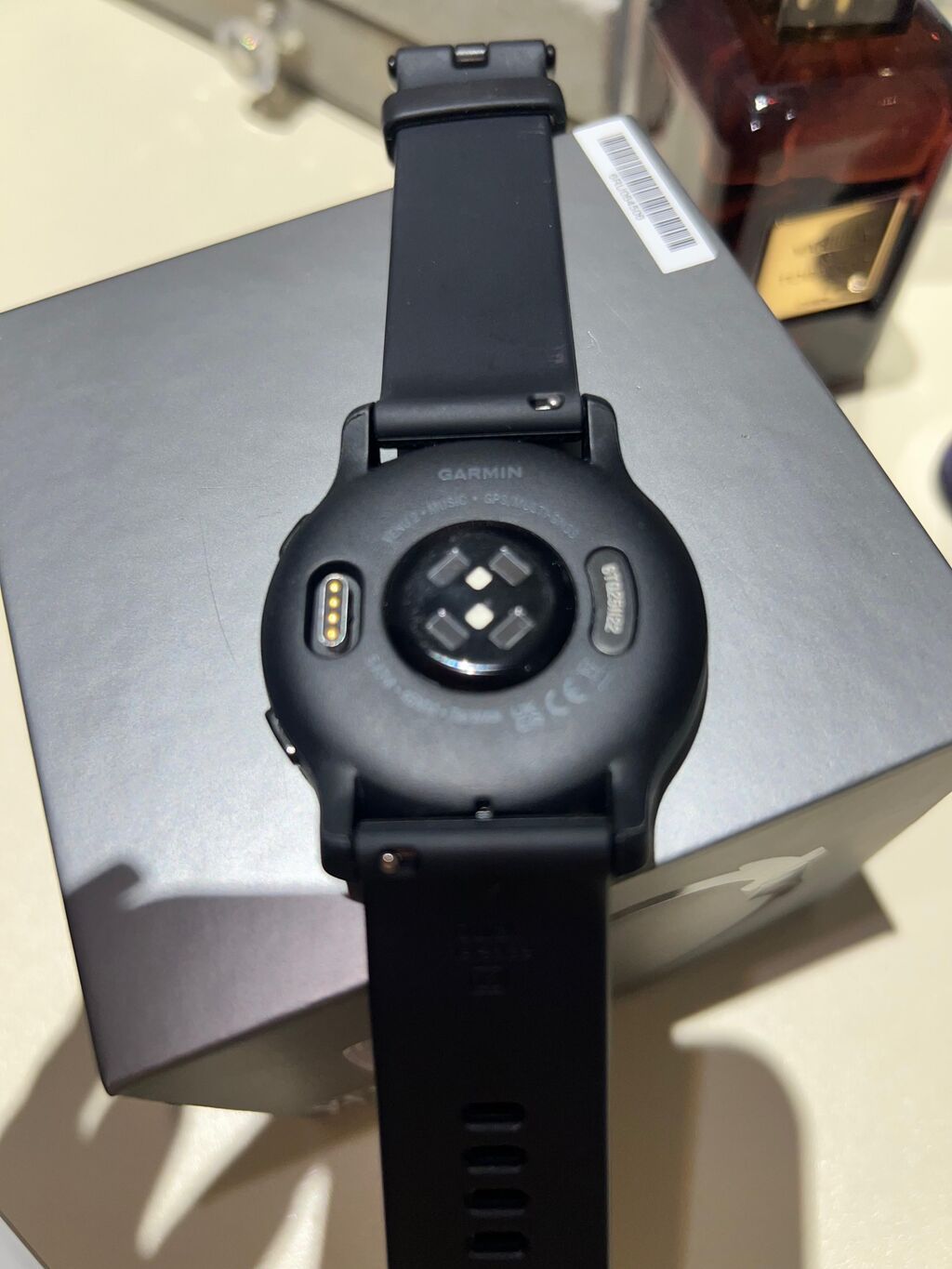 Garmin Venu 2 Plus – GPS Smartwatch - Qutuda olanlar: Venu 2 Plus — Ağıllı saatlar, Bakı (4)