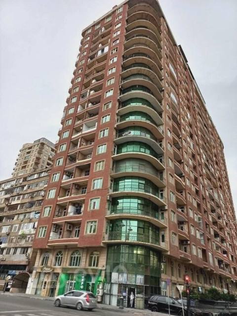 2 otaqlı mənzil, 90 m², Xan Şuşinski küçəsi — kirayə — Baku