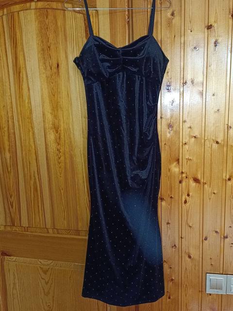 Qara məxməri gecə donu - Rəng: dərin qara - Material: yumşaq məxmər — Digah