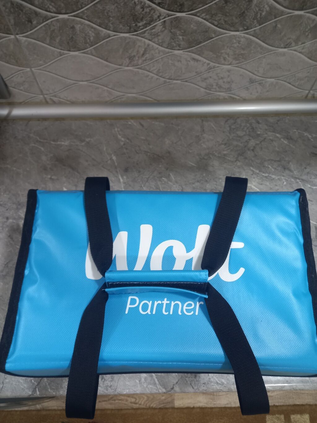 Məhsul: Wolt Partner termal çatdırılma çantası Xüsusiyyətlər: - Ölçü — Digər, Digah (2)