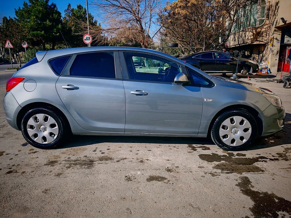 Opel Astra: 1.6 l Hetçbek 77-AB-835 — Avtomobillər, Sumqayıt (6)