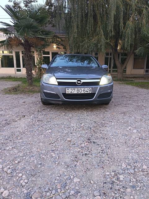 Opel Astra: 1.4 l 2005 il Universal — 9 900 ₼ · 2005 · Xaçmaz · Avtomobillər Opel Astra: 1.4 l 2005 il Universal — Xaçmaz